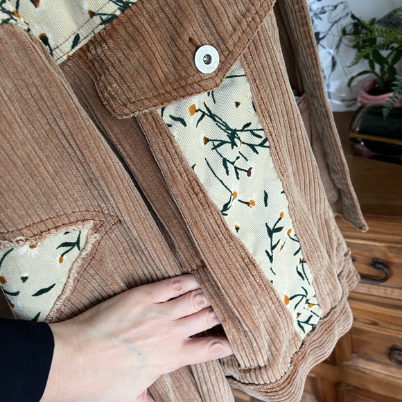 POL Tan Brown Corduroy Floral Patch Jacket S - Picture 10 of 16